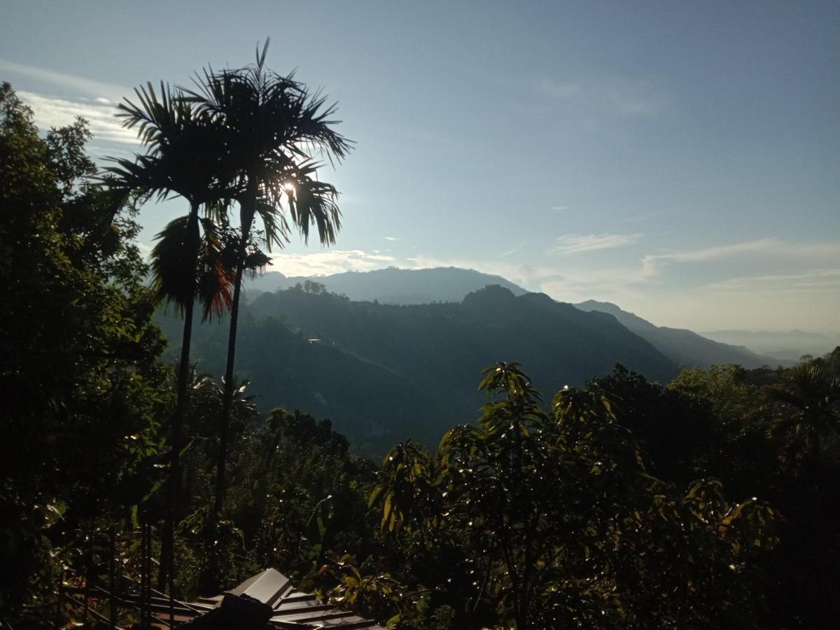Charming View Homestay Элла Экстерьер фото