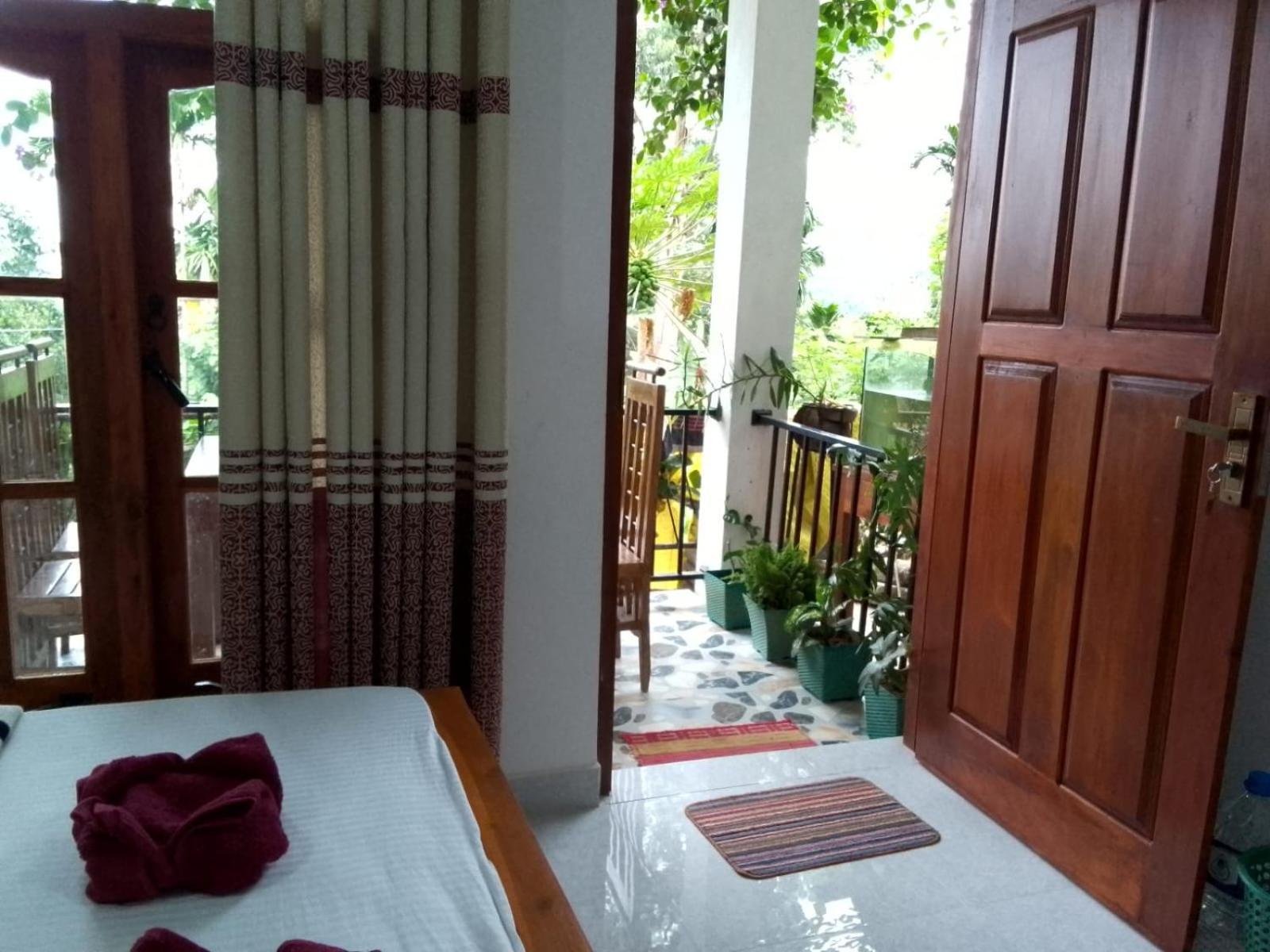Charming View Homestay Элла Экстерьер фото